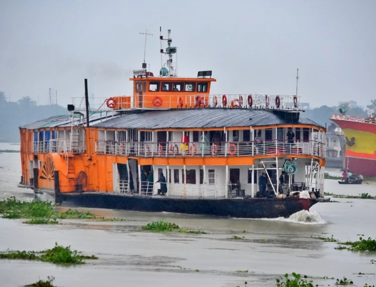 পুনরায় চালু হয়েছে শতবর্ষী স্টিমার 'পিএস মাহসুদ'