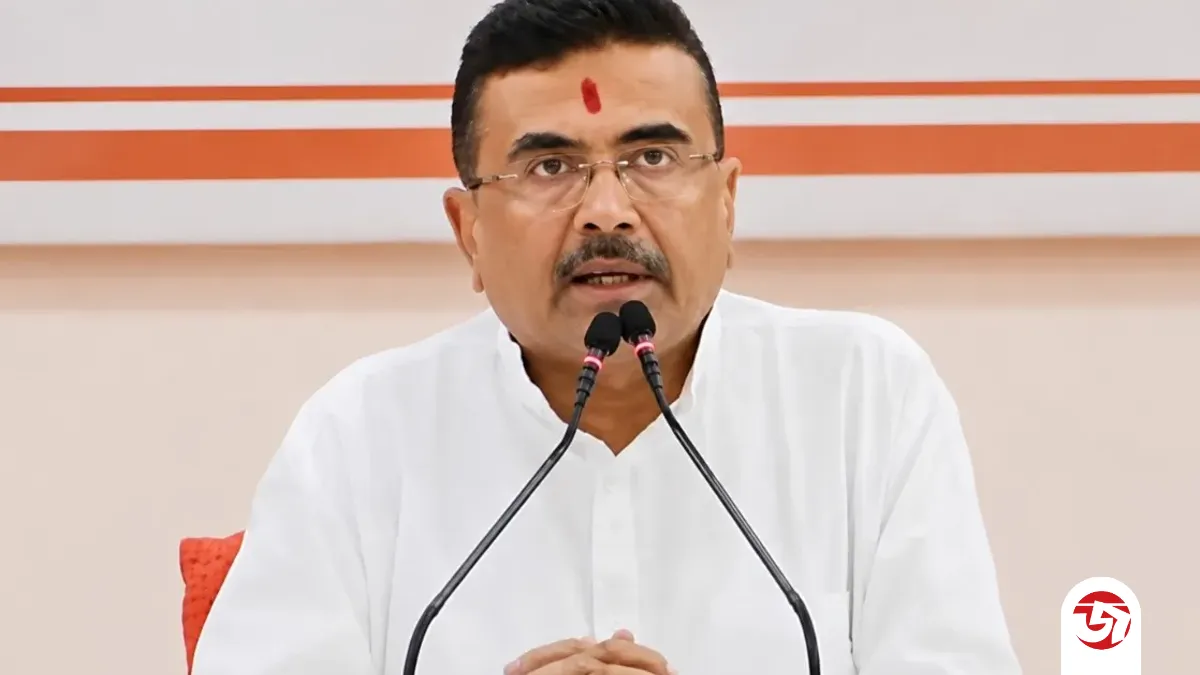 মন্ত্রিসভার আকার বাড়ালেন শুভেন্দু, একদিনেই ৩৫ জনের শপথ