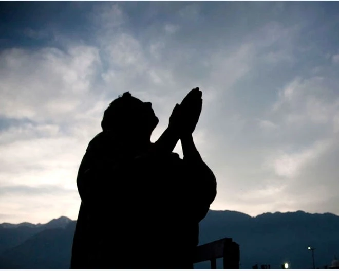 তওবা মহান রবের নিকট ফিরে আসা