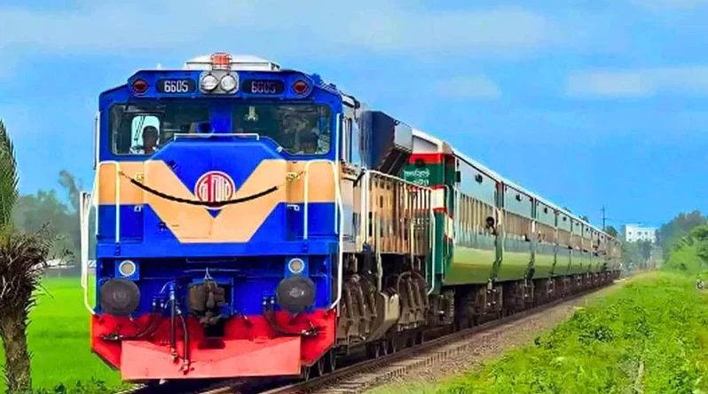 আজ মিলবে ২৮ মার্চের ঈদ ফিরতি ট্রেনের টিকিট