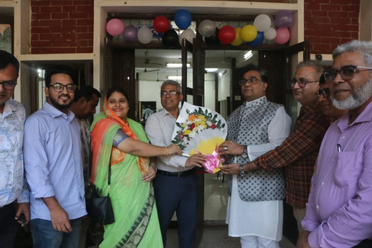 জাবিতে জাকসুর উদ্যোগে ক্যাফেটেরিয়ায় আবার সান্ধ্য নাস্তা চালু