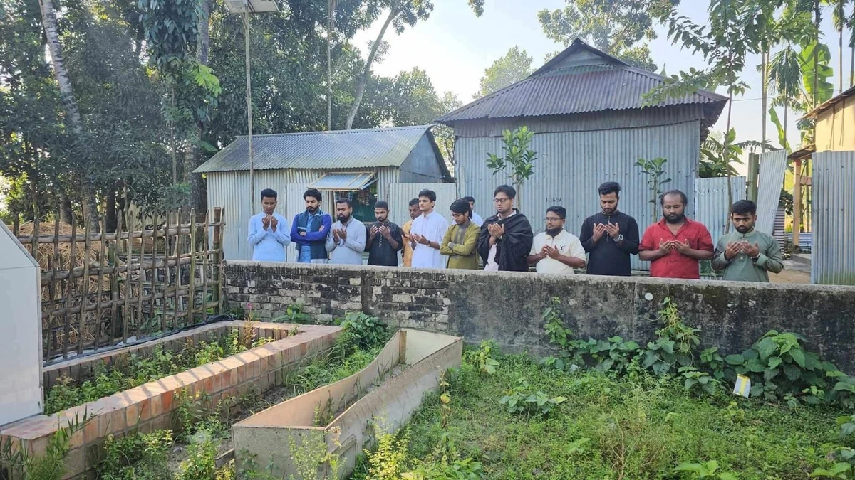 শহীদ সাজিদের কবর জিয়ারত করল ছাত্রদল সমর্থিত প্যানেল